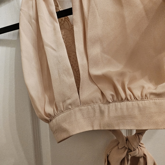 Top - Picture 3 of 4